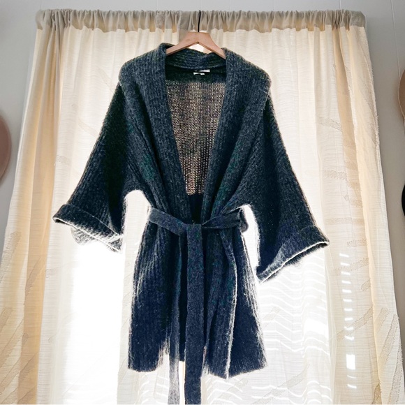 Z Supply Sweaters - Z Supply Isla Kimono Charcoal Knit Sweater